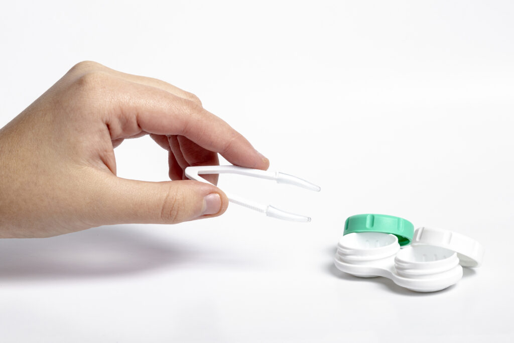 best contacts for dry eyes